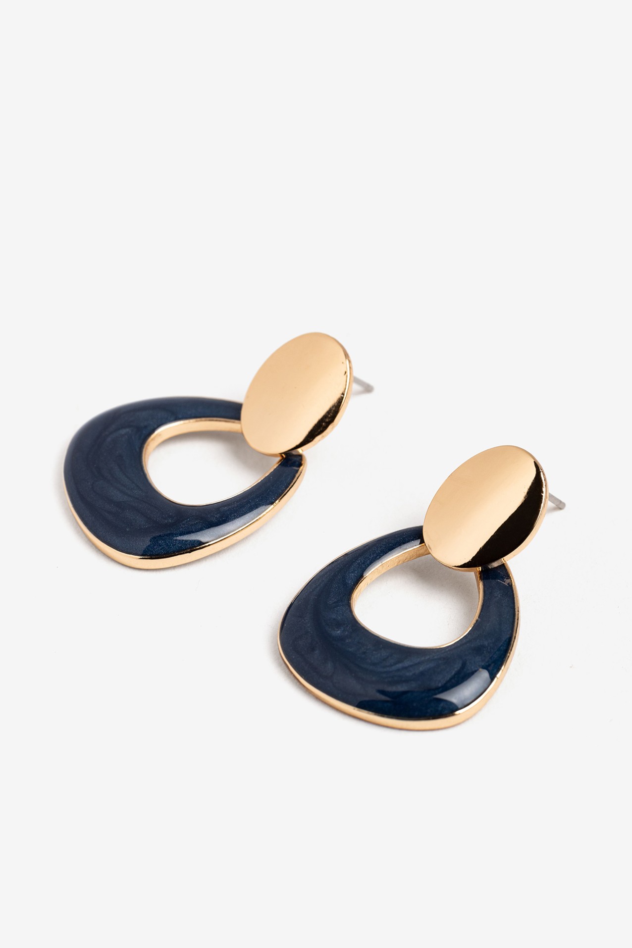 Brincos Dourados e Azuis