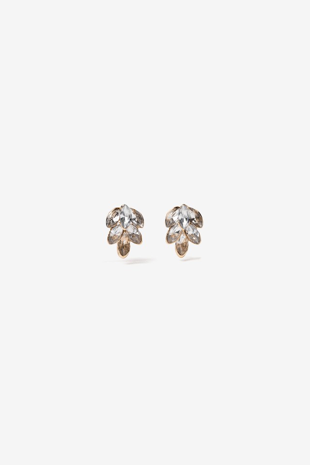 Pendientes dorados con cristales