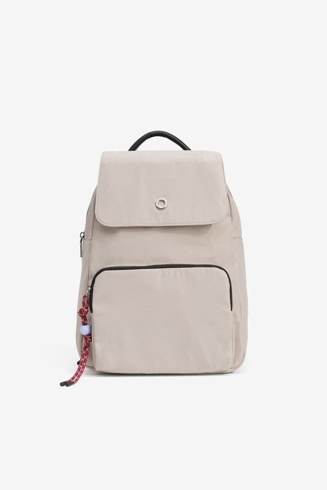 Mochila de Nylon com Charm