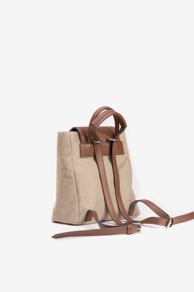 Mochila Bege-Claro Elegante Mochila Bege-Claro Elegante