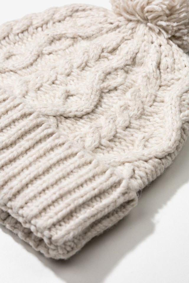 Gorro Tricot Cinza Claro Gorro Tricot Cinza Claro