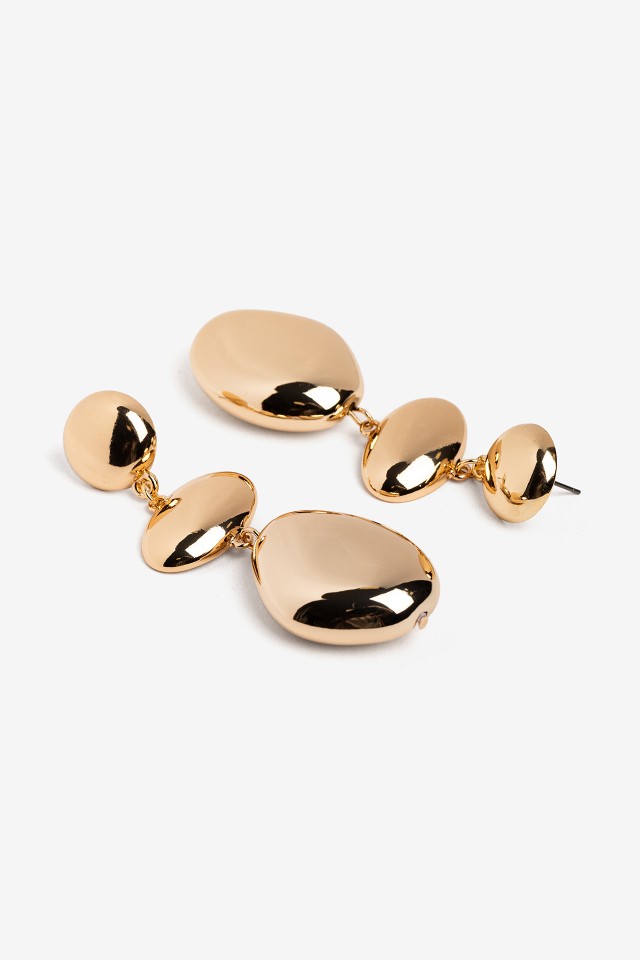 Pendientes dorados elegantes Pendientes dorados elegantes