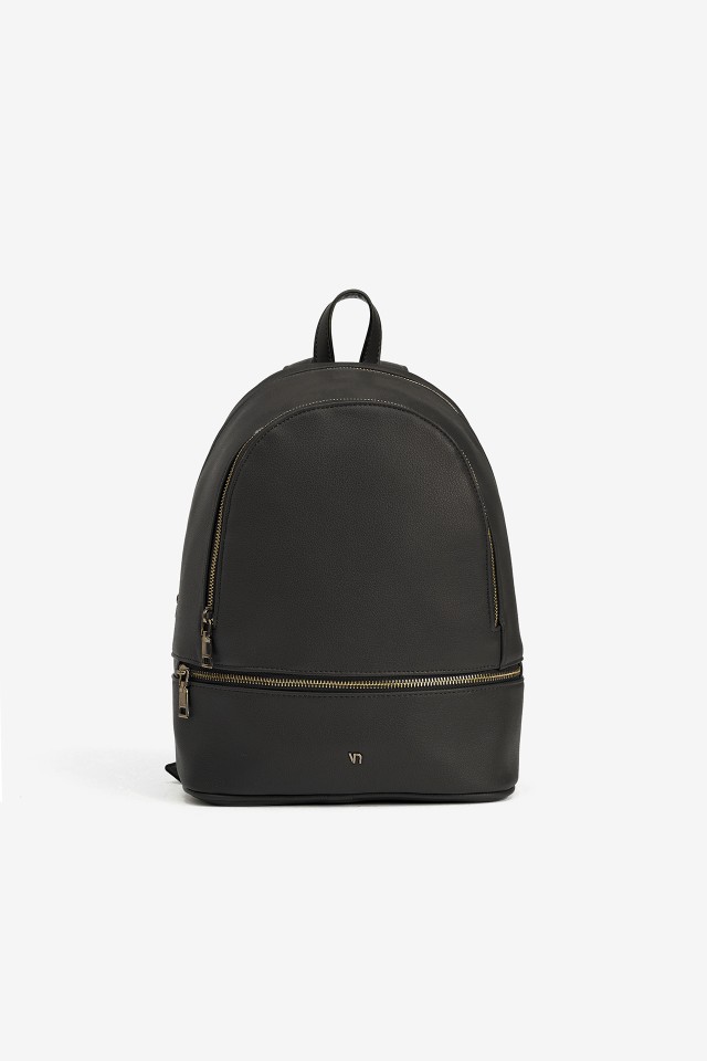 Mochila Preta Minimalista