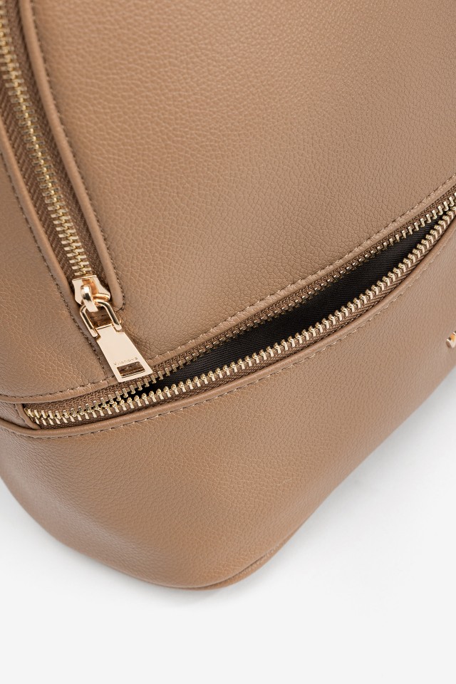 Mochila Efeito Pele com Bolsos Mochila Efeito Pele com Bolsos