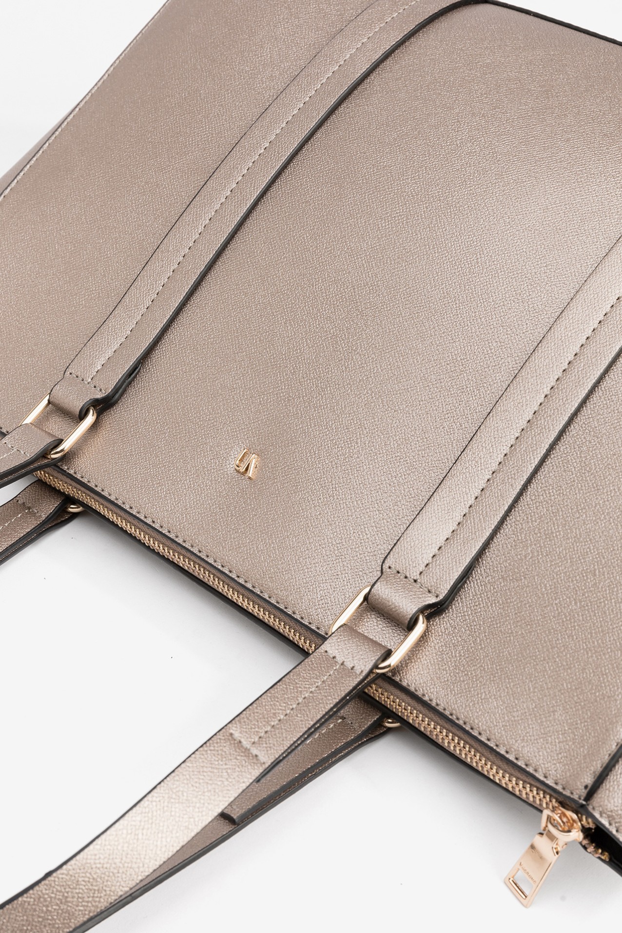 Bolso metlico elegante