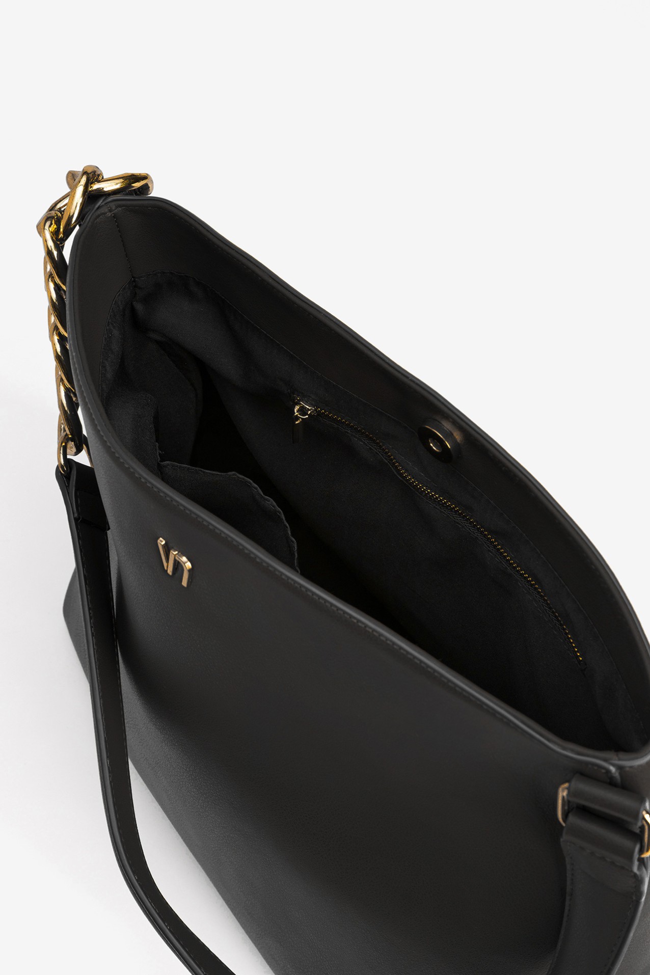 Elegant Black Handbag