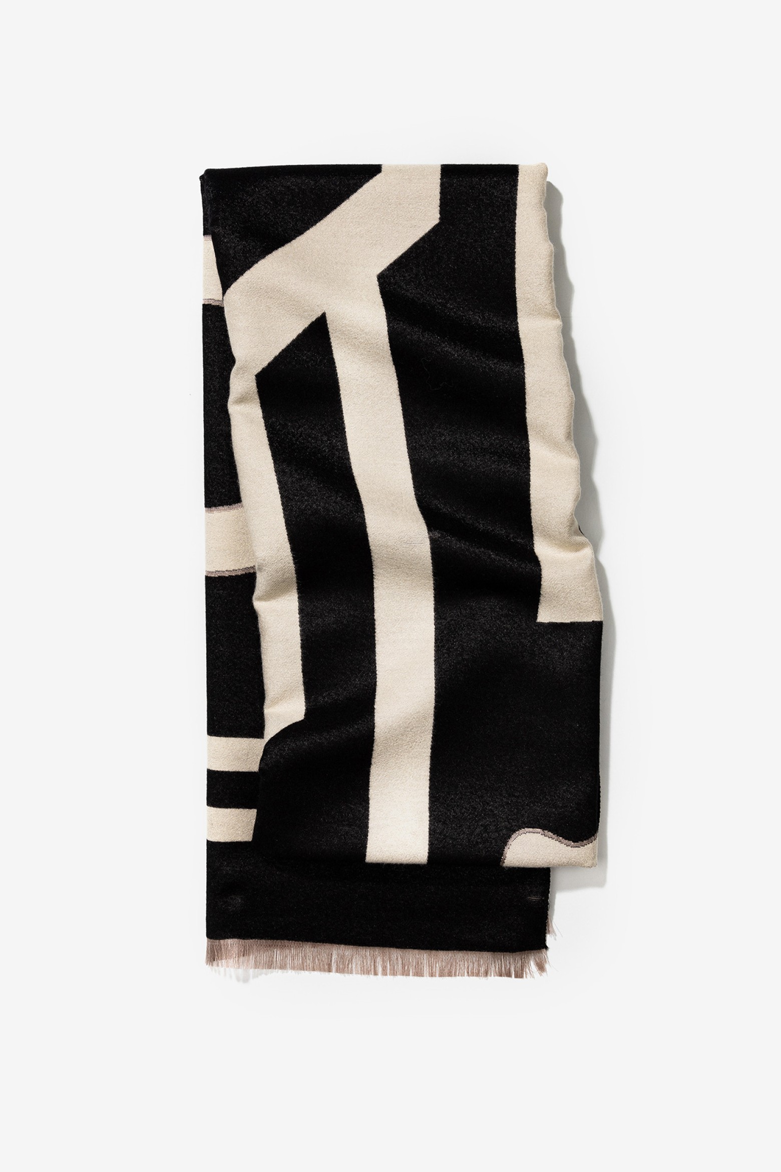 Graphic Black and White Cape
