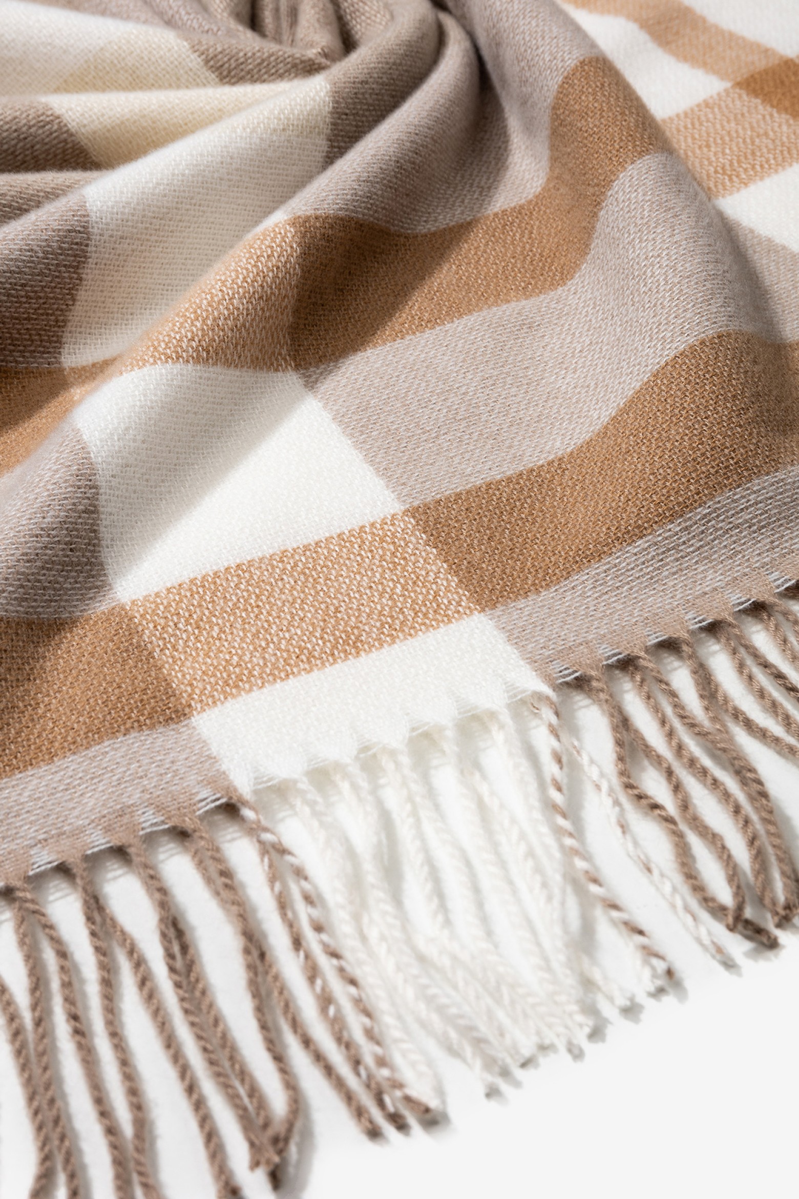 Cachecol Bege com Franjas