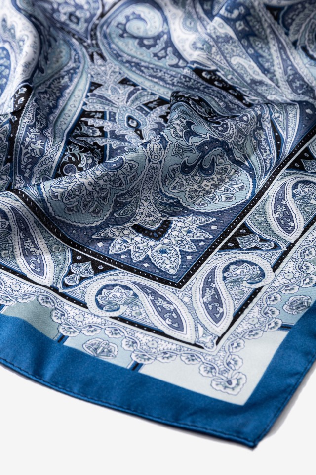 Bandana Azul-Indigo Estilosa Bandana Azul-Indigo Estilosa