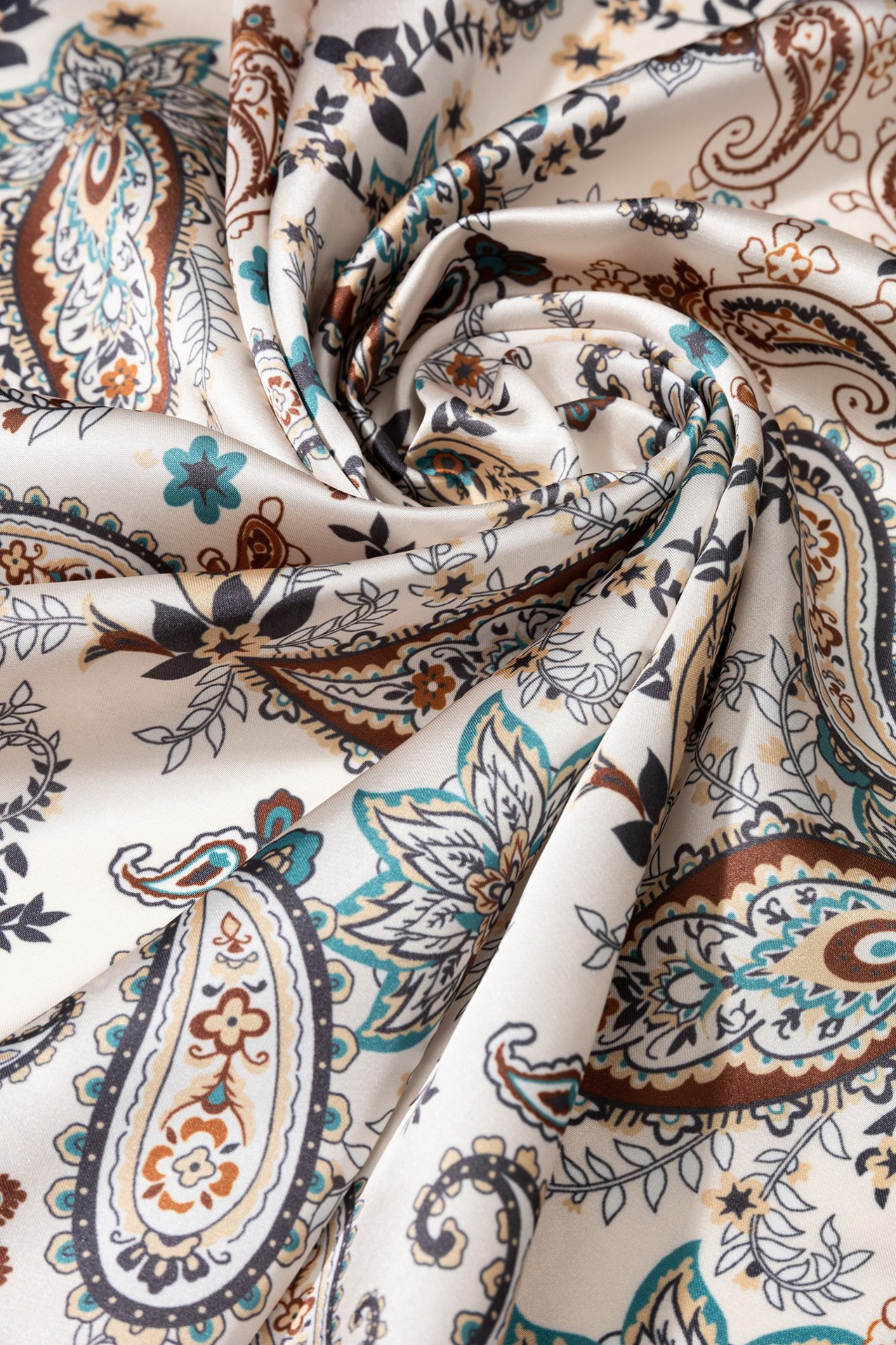 Paisley Beige Bandana