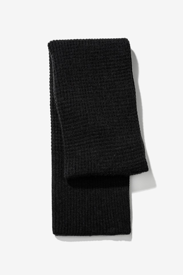 Textured Black Scarf