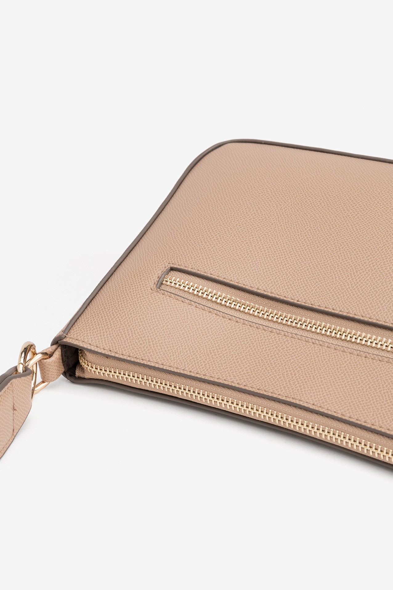 Mala Tiracolo com Corrente