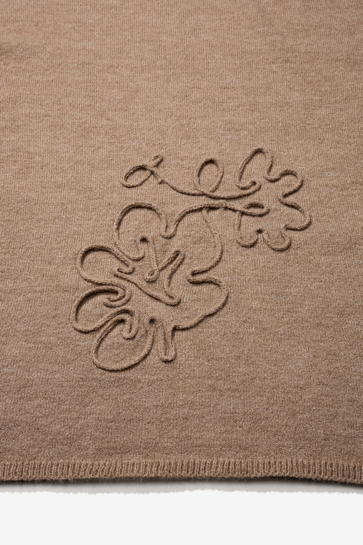 Cachecol Bege com Detalhes