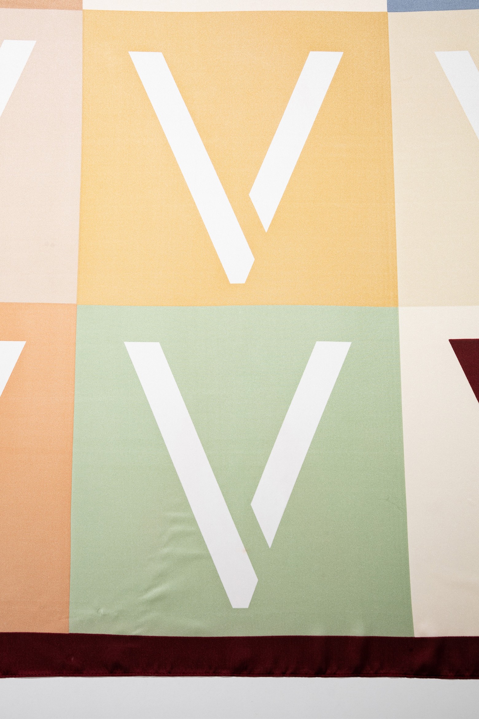 Geometric Pattern Scarf