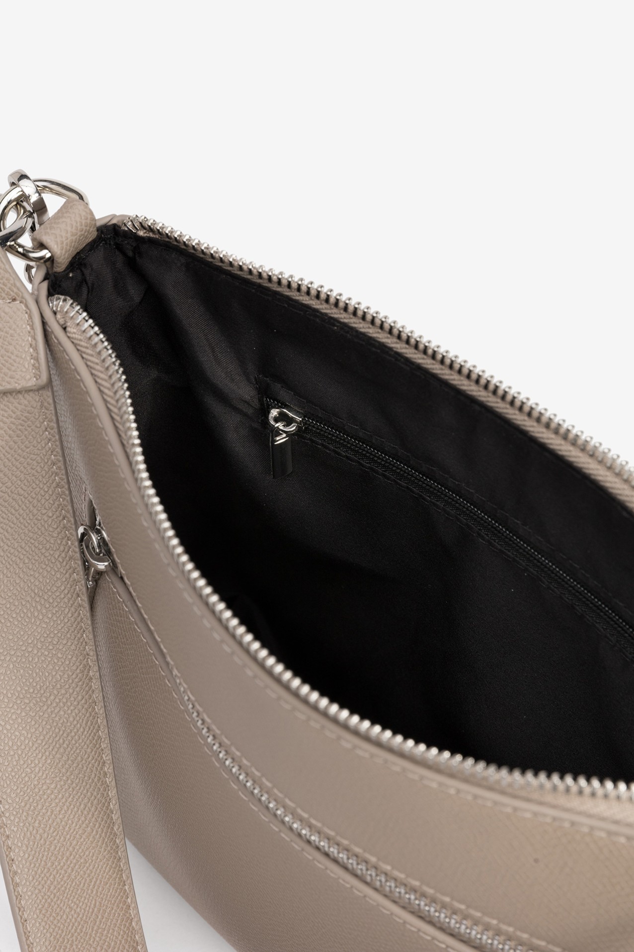 Carteira Bege com Corrente