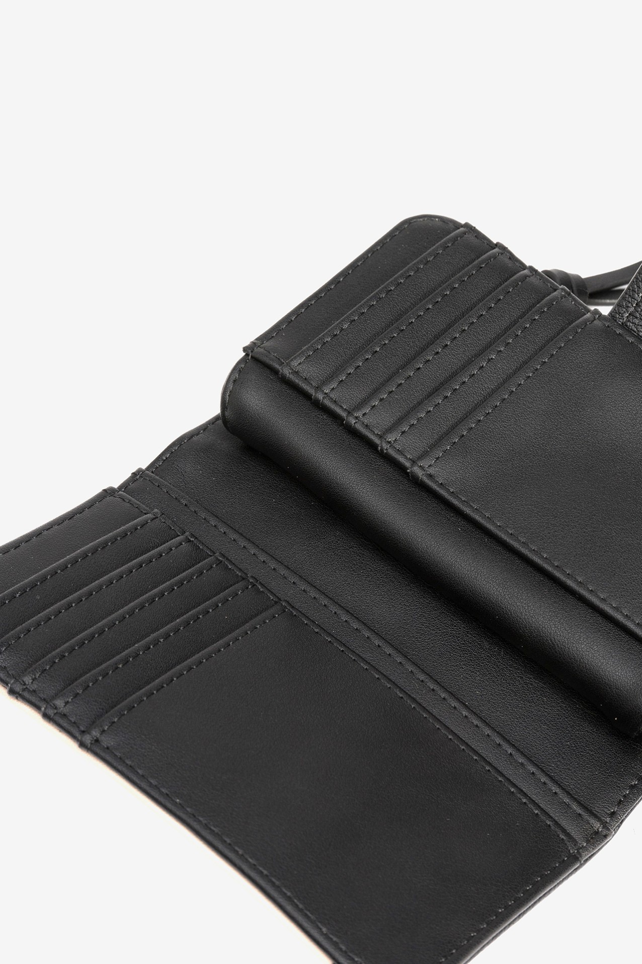 Two-tone Wallet with flap