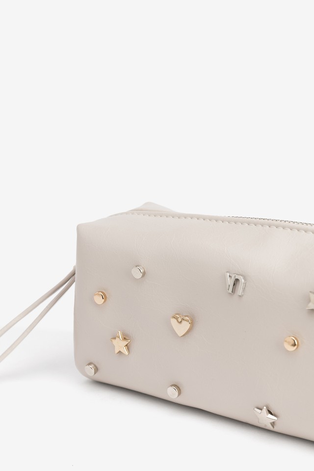 Porta-moedas com tachas Porta-moedas com tachas