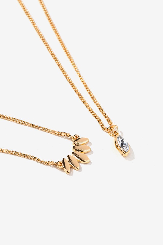Pack de collares con colgante de pedrera