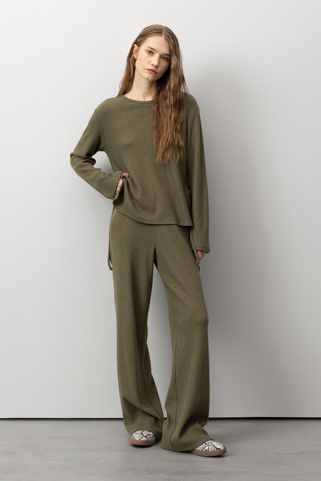 Wide Leg Knit Pants