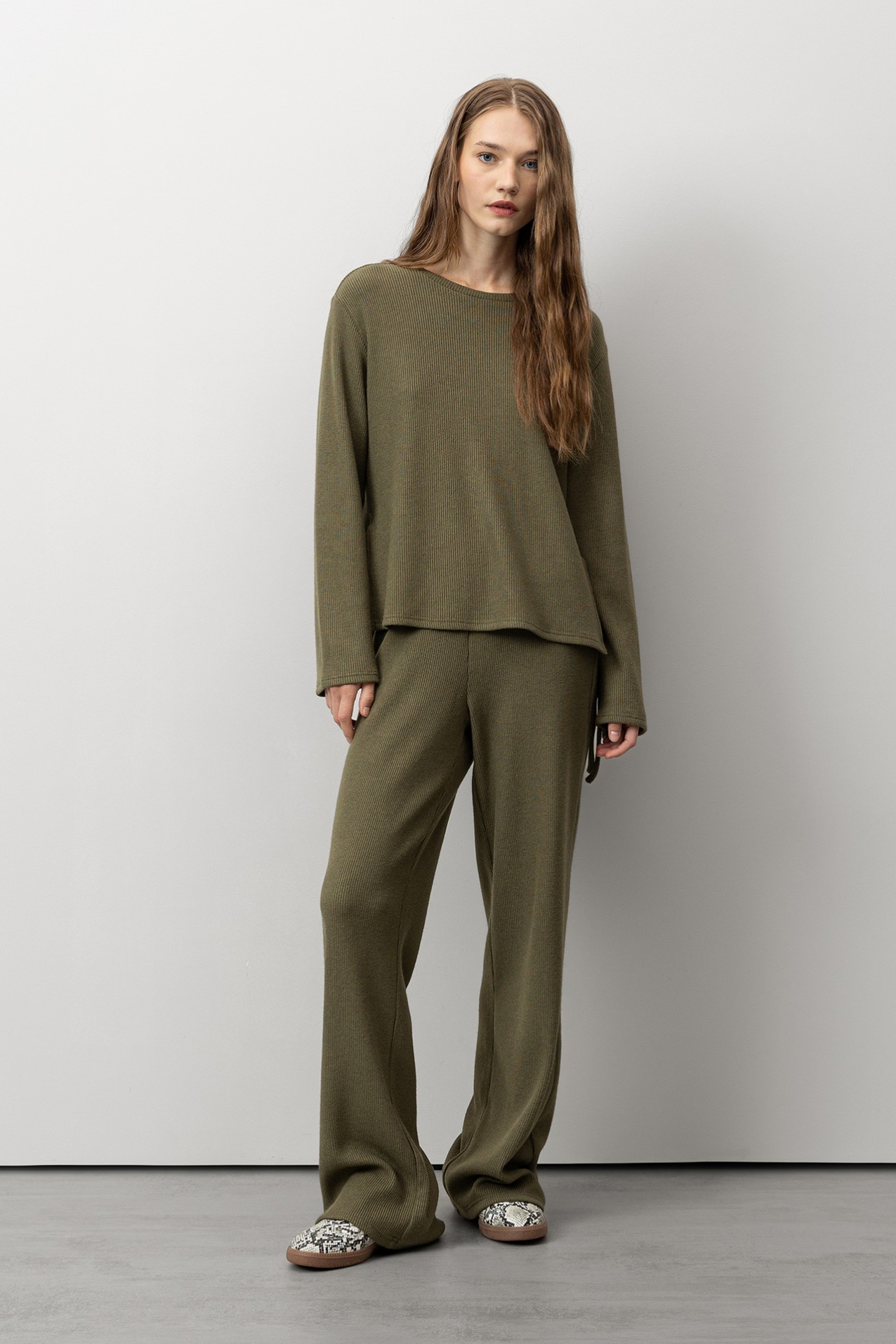 Wide Leg Knit Pants