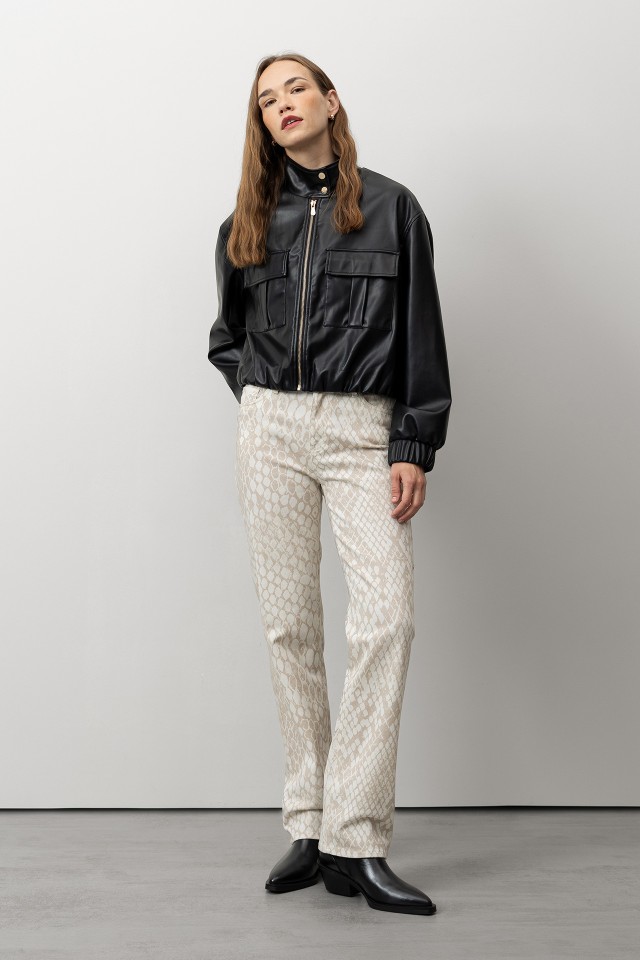 Chic Straight-Leg Trousers