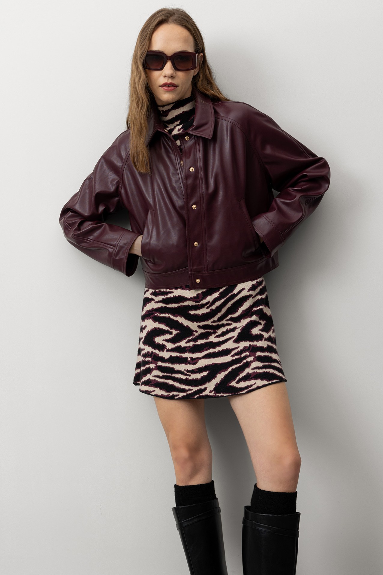 Casaco Curto Vinho Relaxed