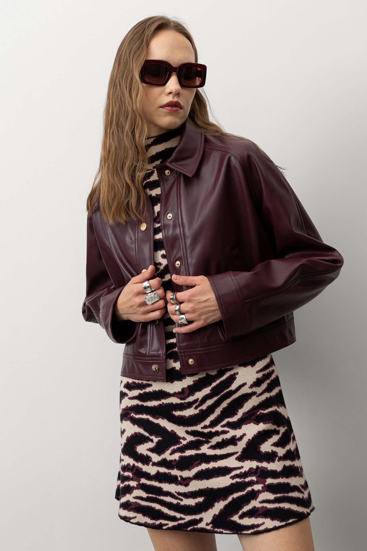 Casaco Curto Vinho Relaxed