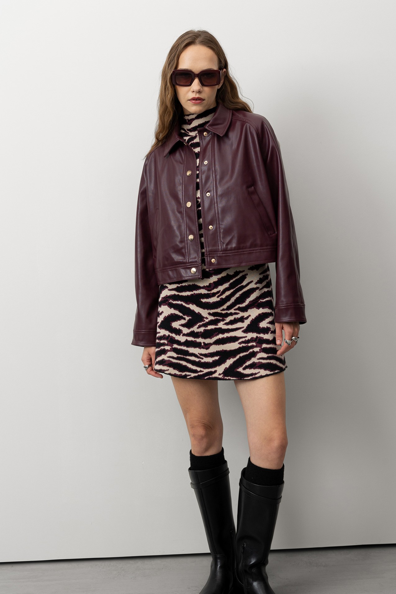 Casaco Curto Vinho Relaxed