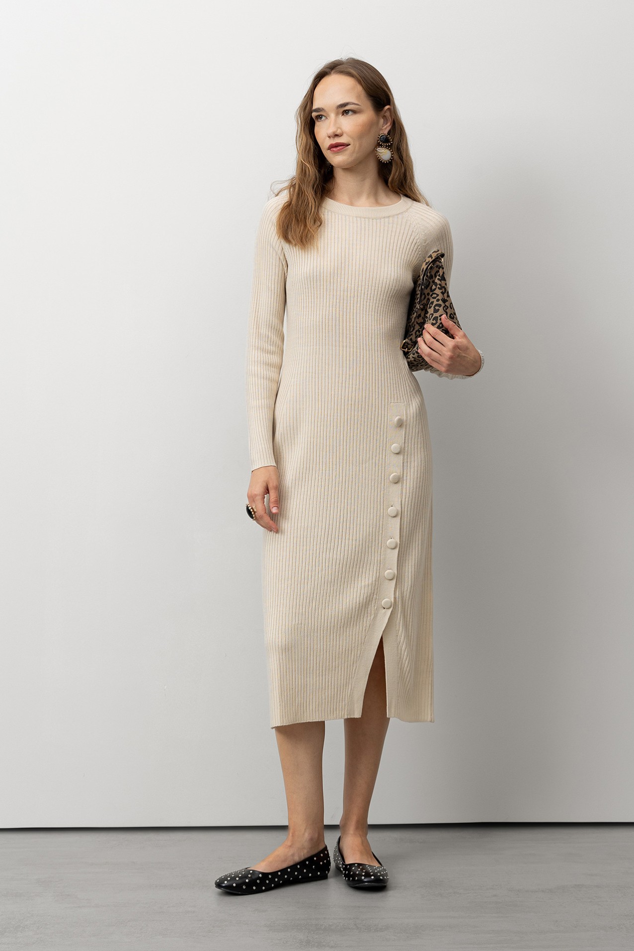 Slim Fit Dress with Slit