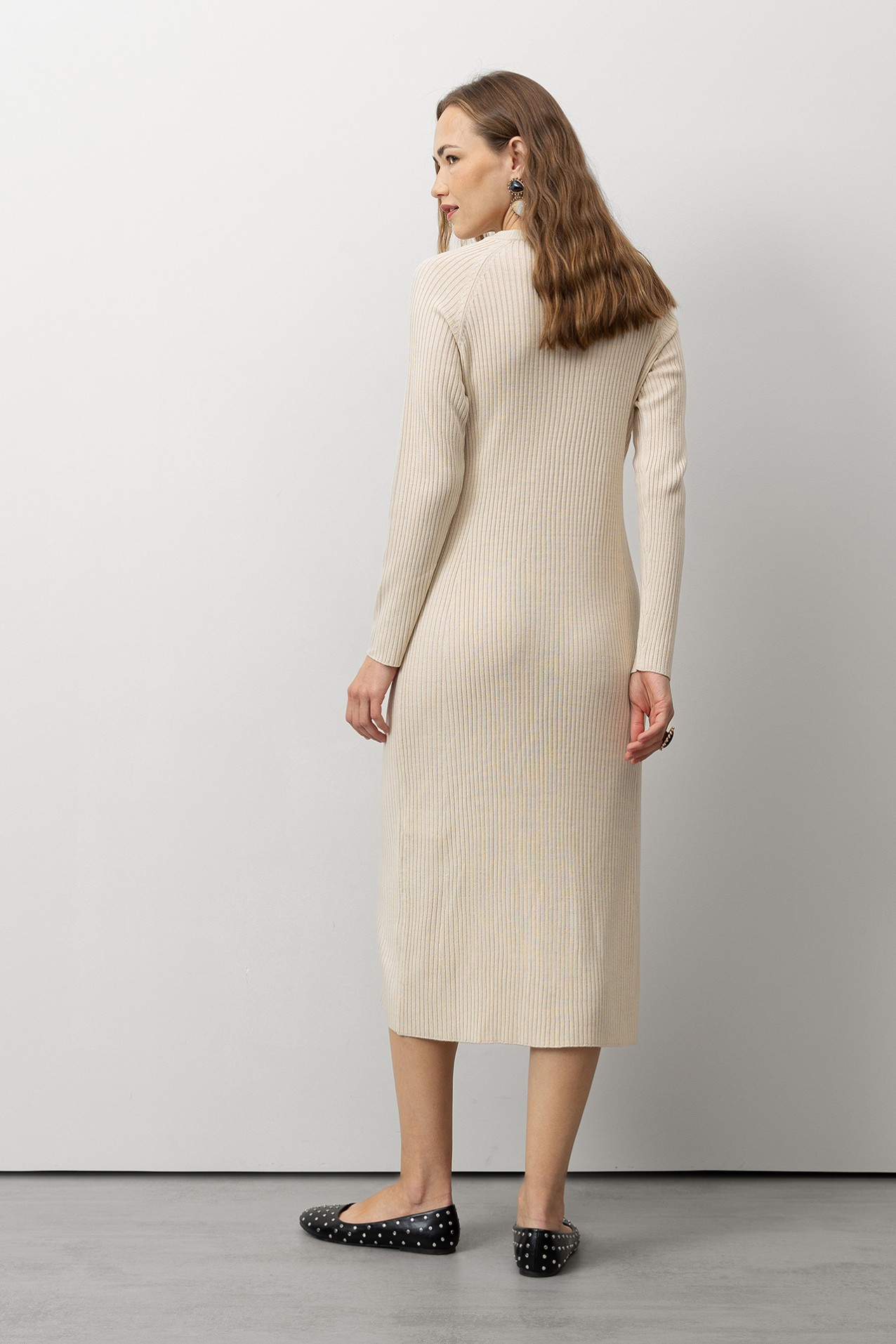 Slim Fit Dress with Slit