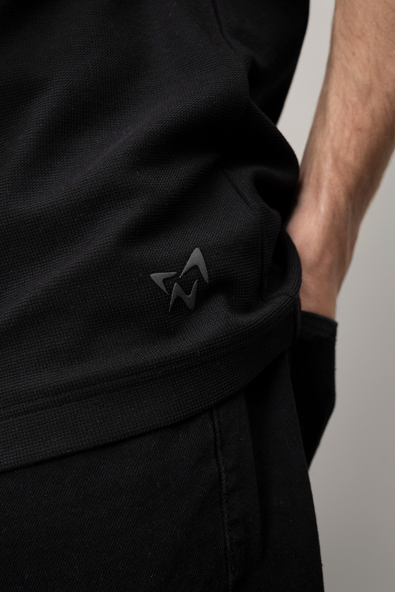 Camiseta negra casual