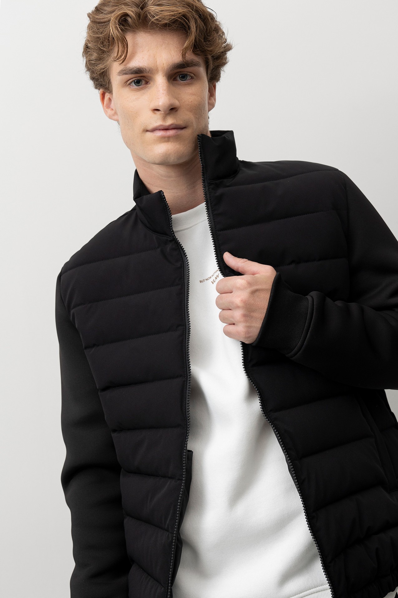 Casaco Preto Acolchoado