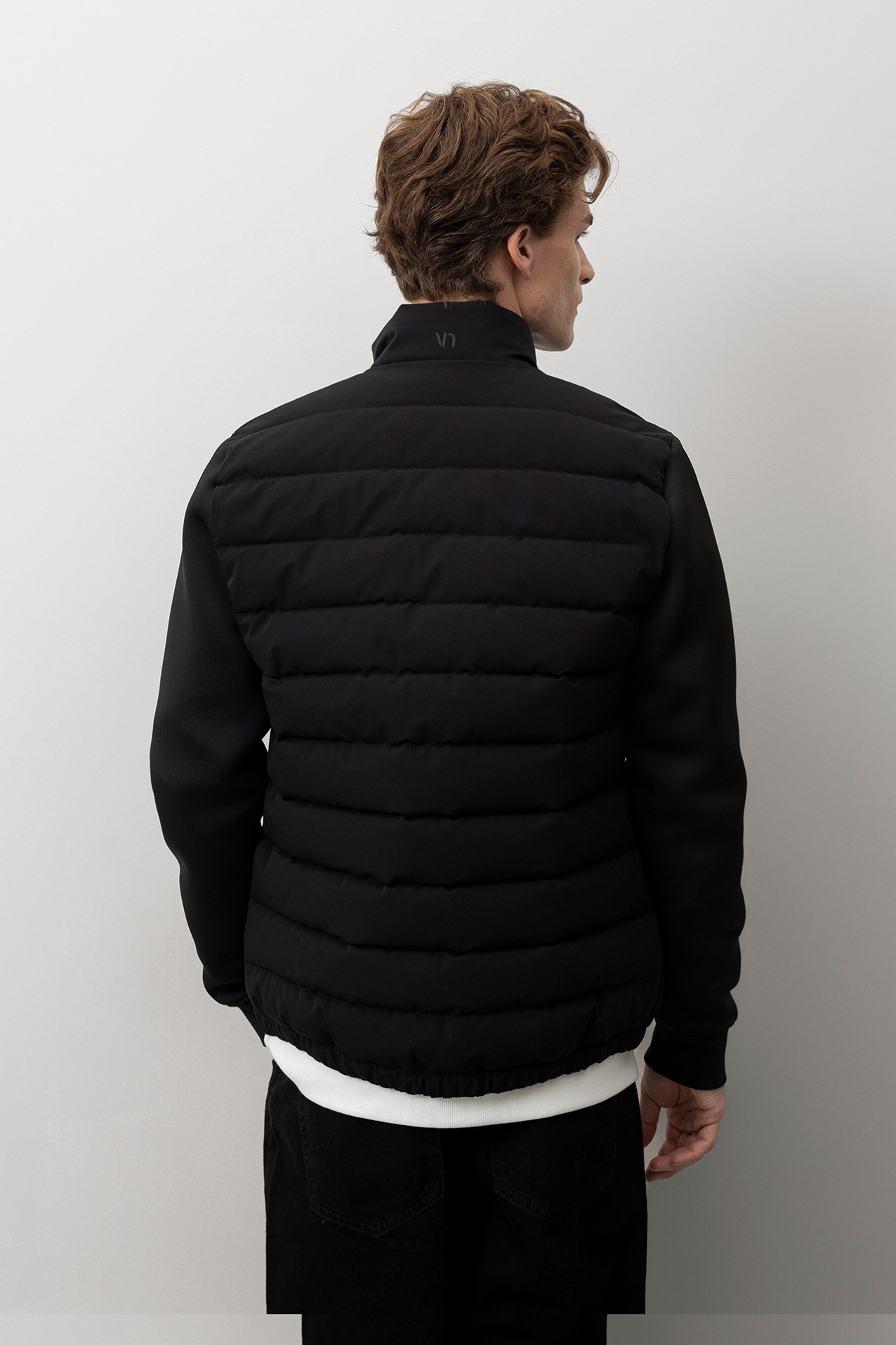 Casaco Preto Acolchoado