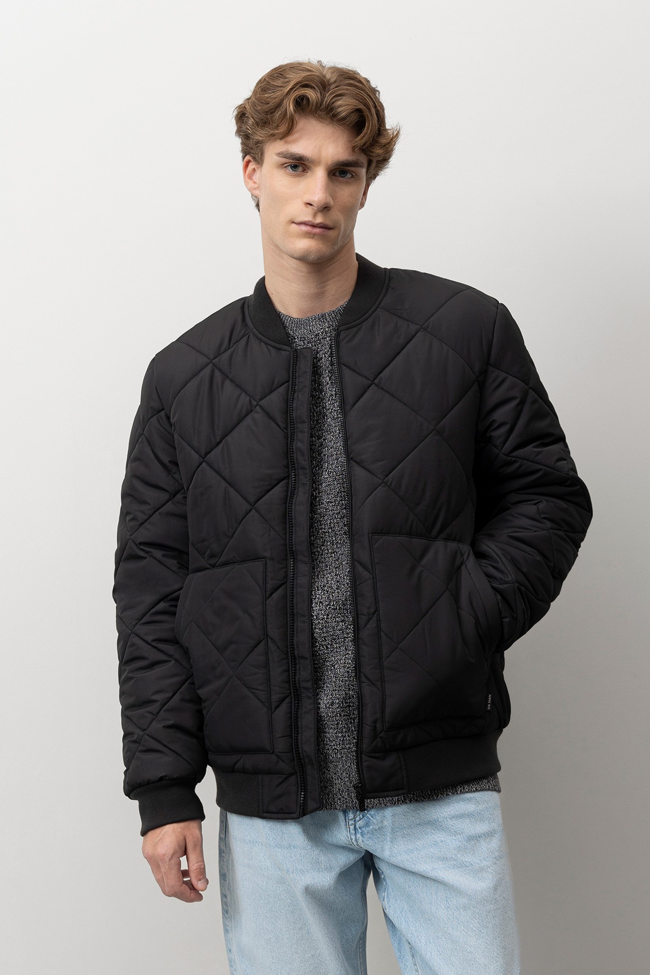 Casaco Preto Acolchoado