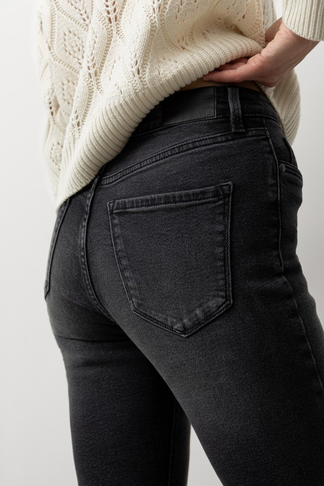 Paris Cropped Flare Jeans Paris Cropped Flare Jeans