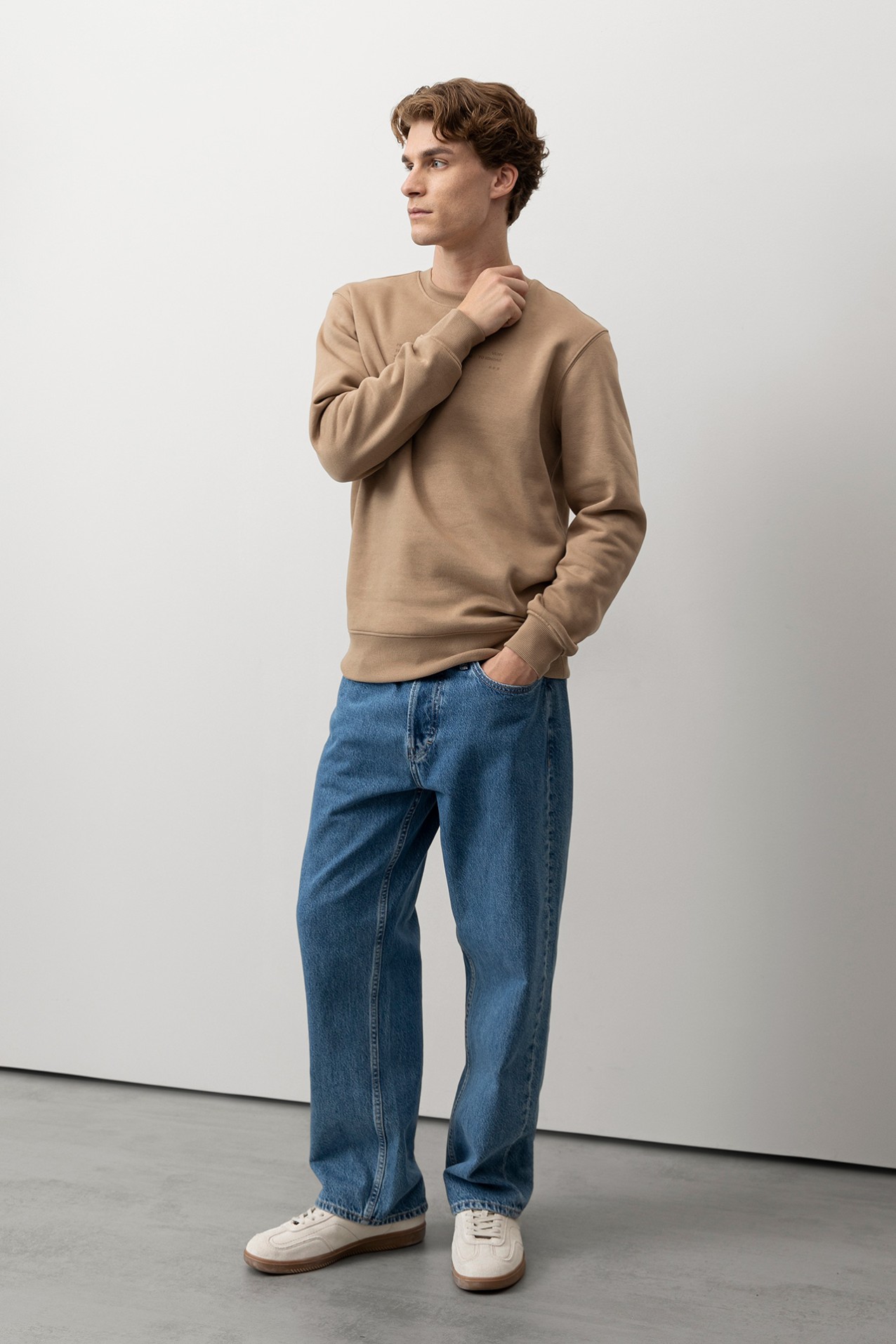 Sudadera marrn casual