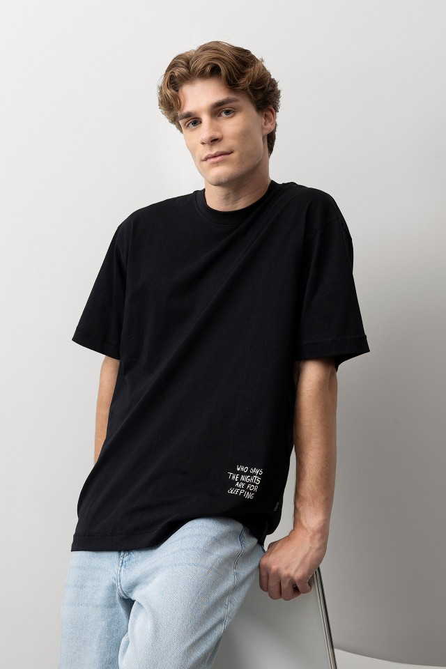 Black Graphic Relaxed T-Shirt