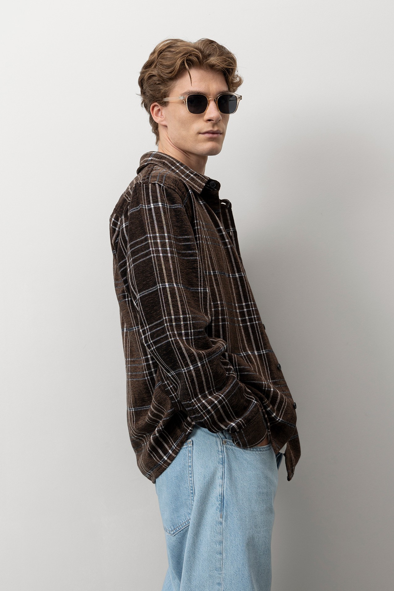 Camisa relaxed marrn