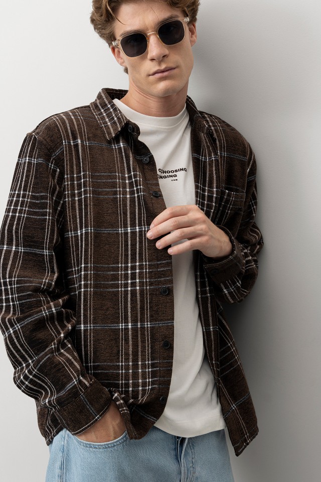 Camisa relaxed marrón Camisa relaxed marrón