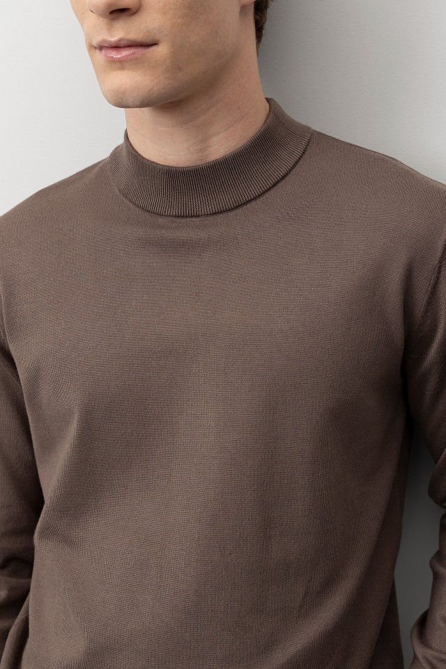 Brown Knit Sweater Brown Knit Sweater