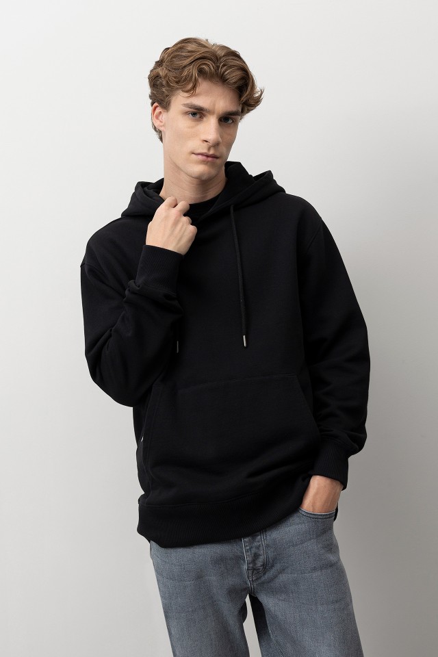 Black Relaxed Hoodie Black Relaxed Hoodie