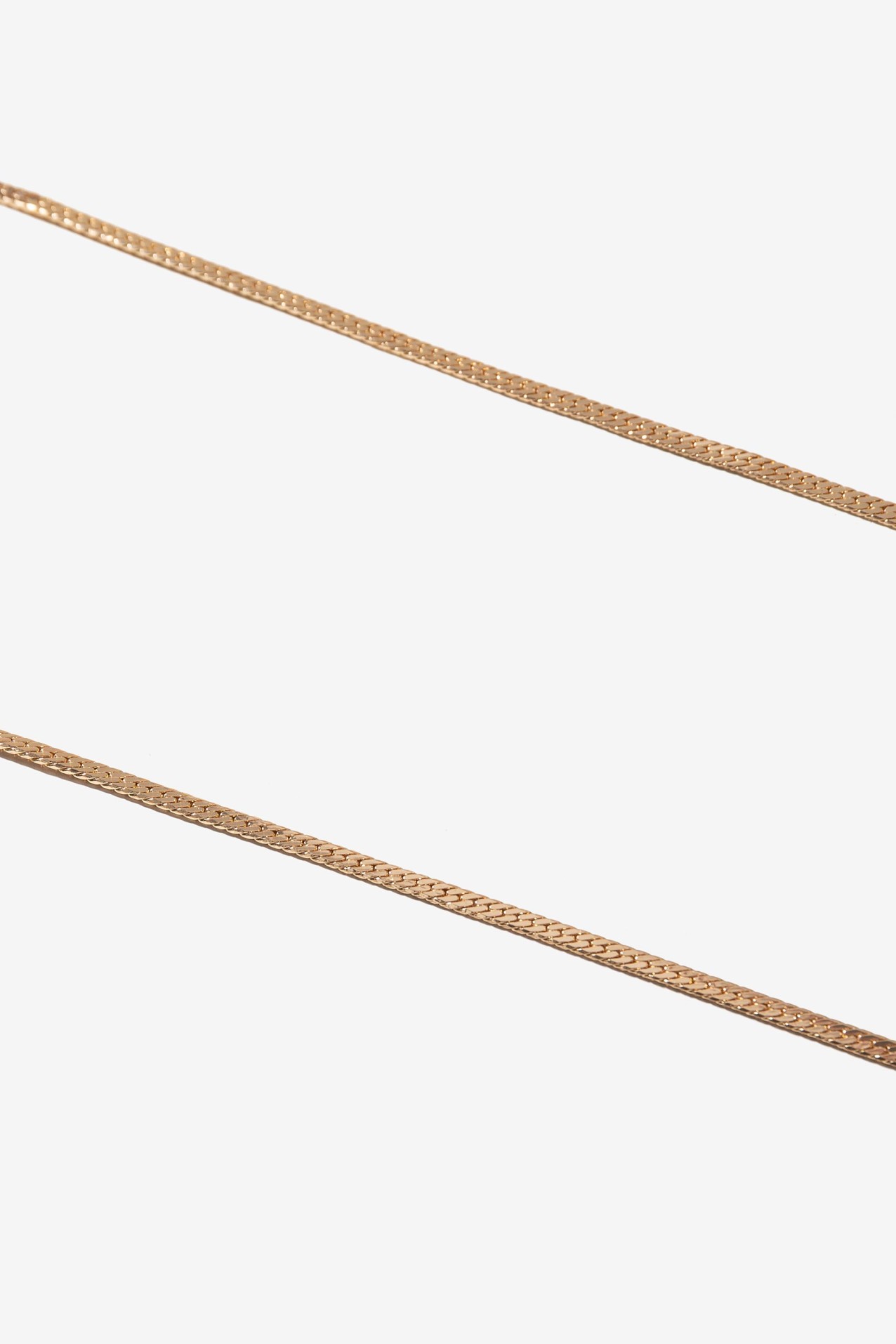 Corrente de culos dourada