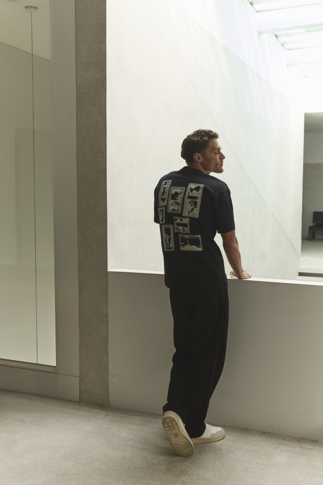 Black Graphic Relaxed T-Shirt