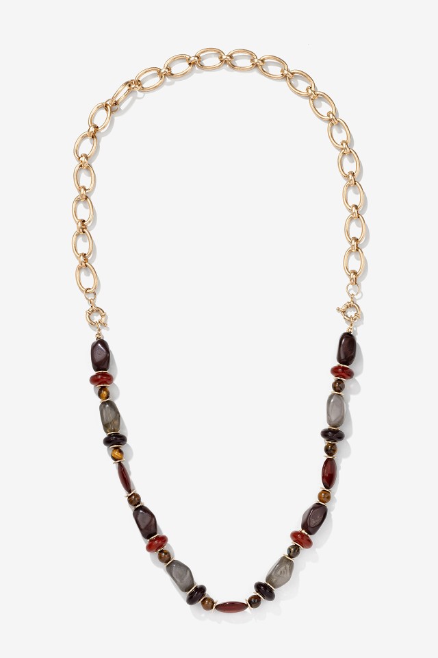 Collar de cuentas doradas