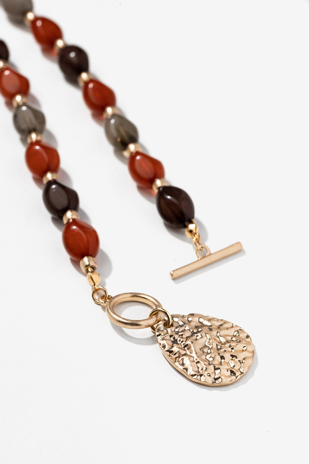 Colar de Pedras Coloridas