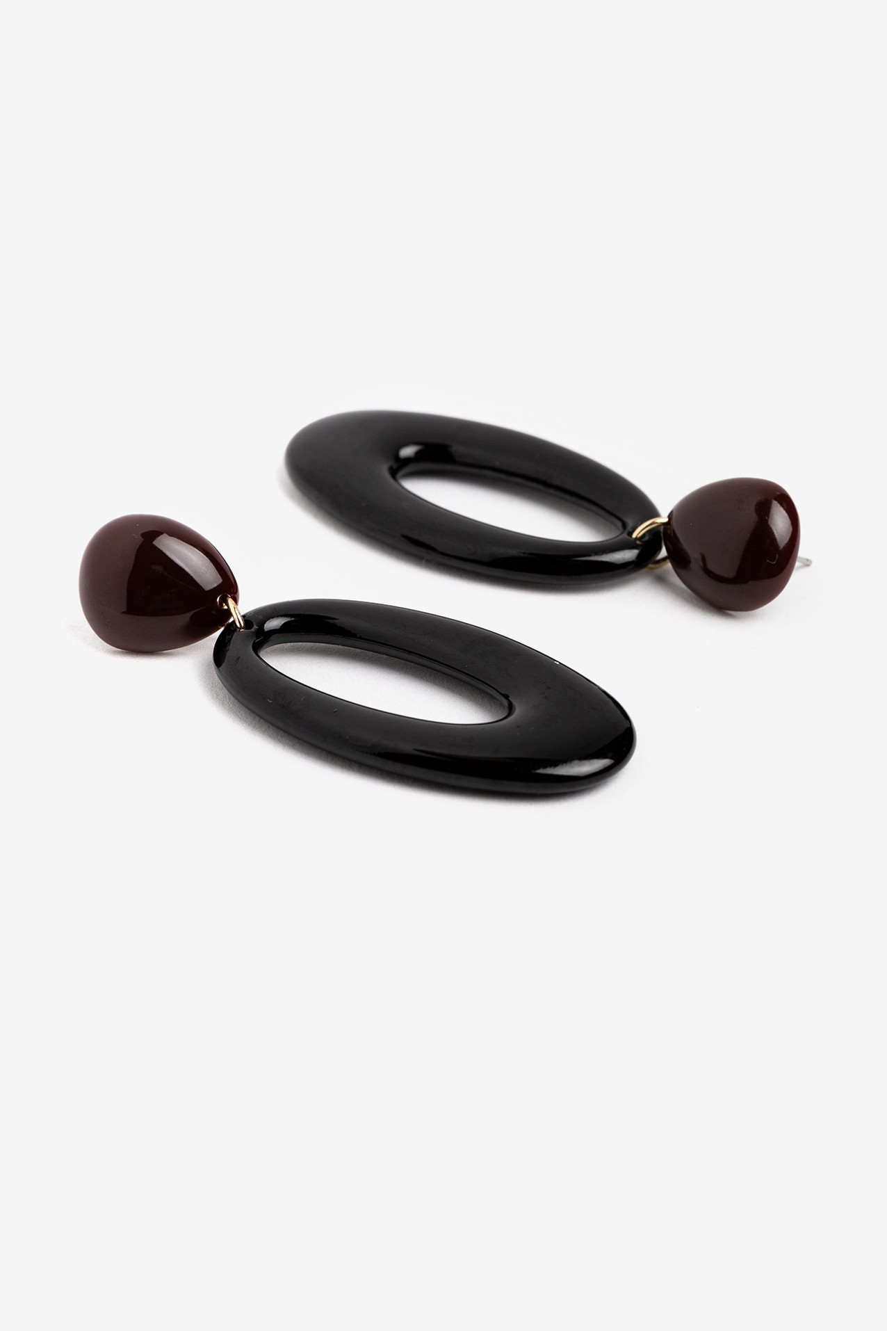 Brincos Pretos Elegantes