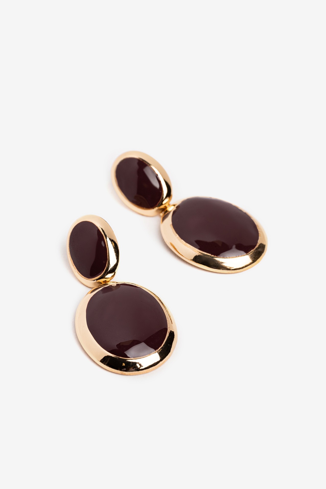 Brincos Dourados Elegantes