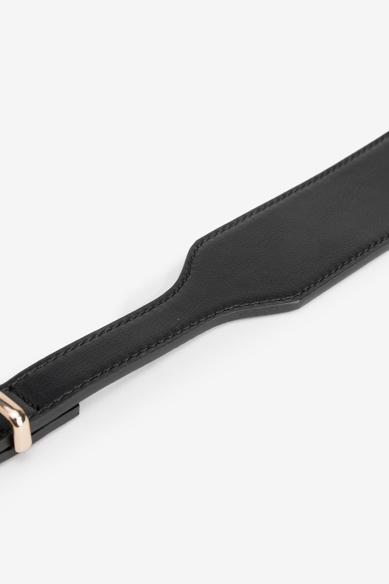 Cinto Preto Elegante