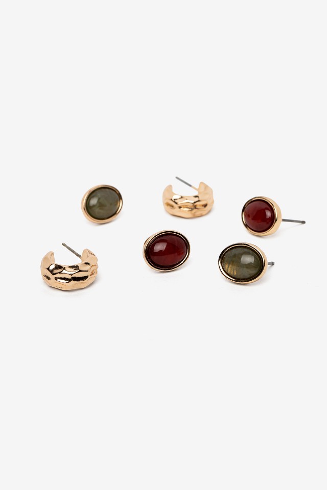 Set de pendientes dorados