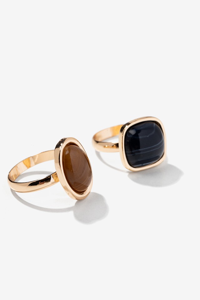 Anéis Dourados com Pedras Anéis Dourados com Pedras